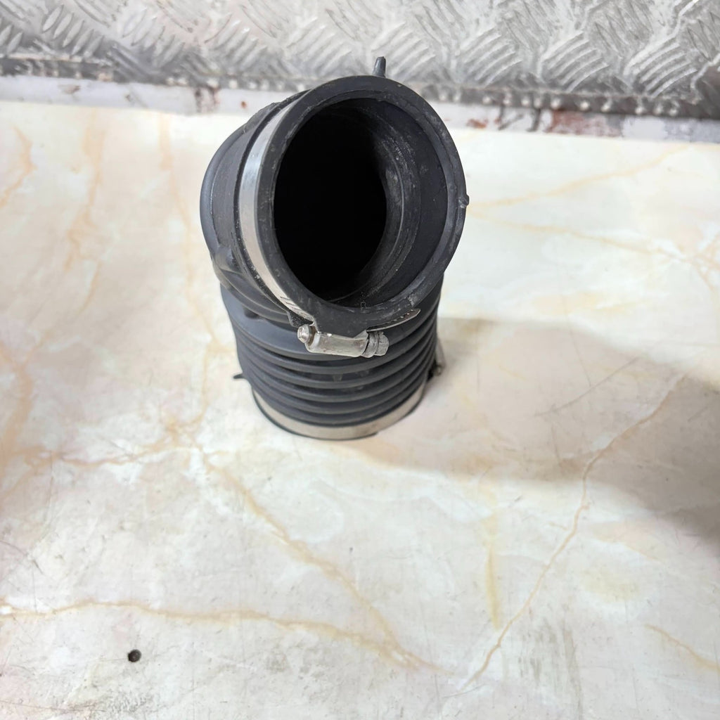 Nissan Qashqai 2019 Air Filter Air Intake Pipe J11 1.5 DCi Air Intake Pipe