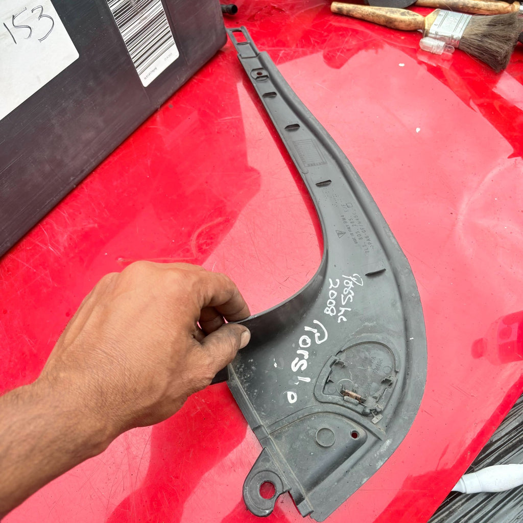 PORSCHE CAYENNE ENGINE BAY COVER TRIM LEFT SIDE 7L5805285 2008