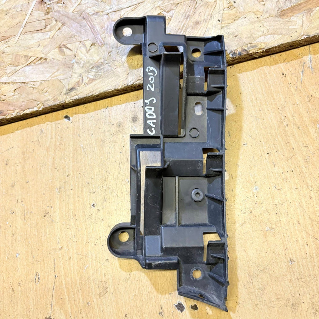 Volkswagen Caddy 2013 Van Bumper Bracket 2K0807394