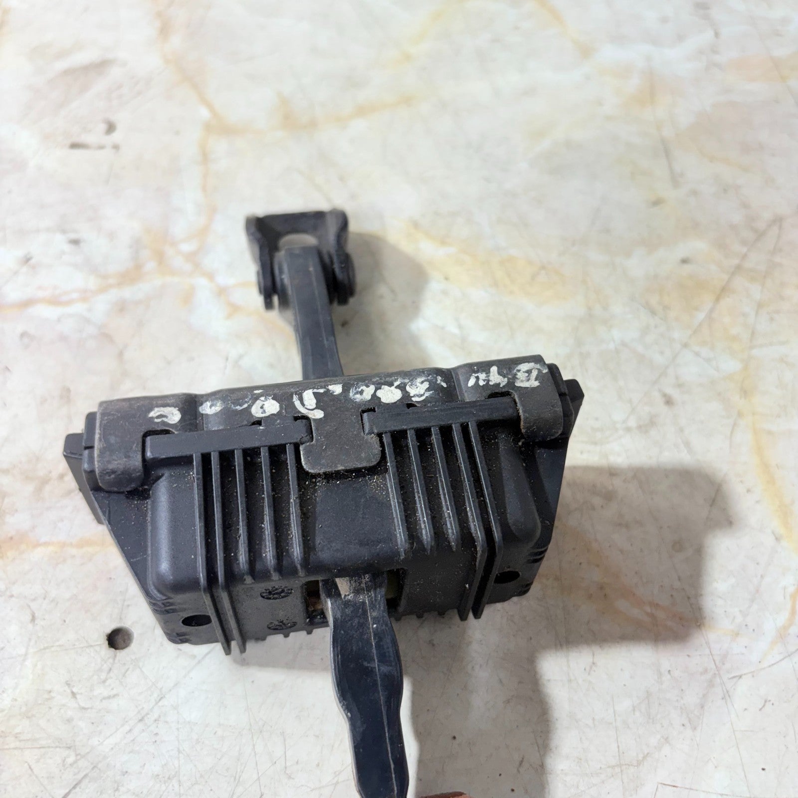 BMW 1 Series E87 2003-2011 Left Front Door Check Strap Door Brake 51217176809