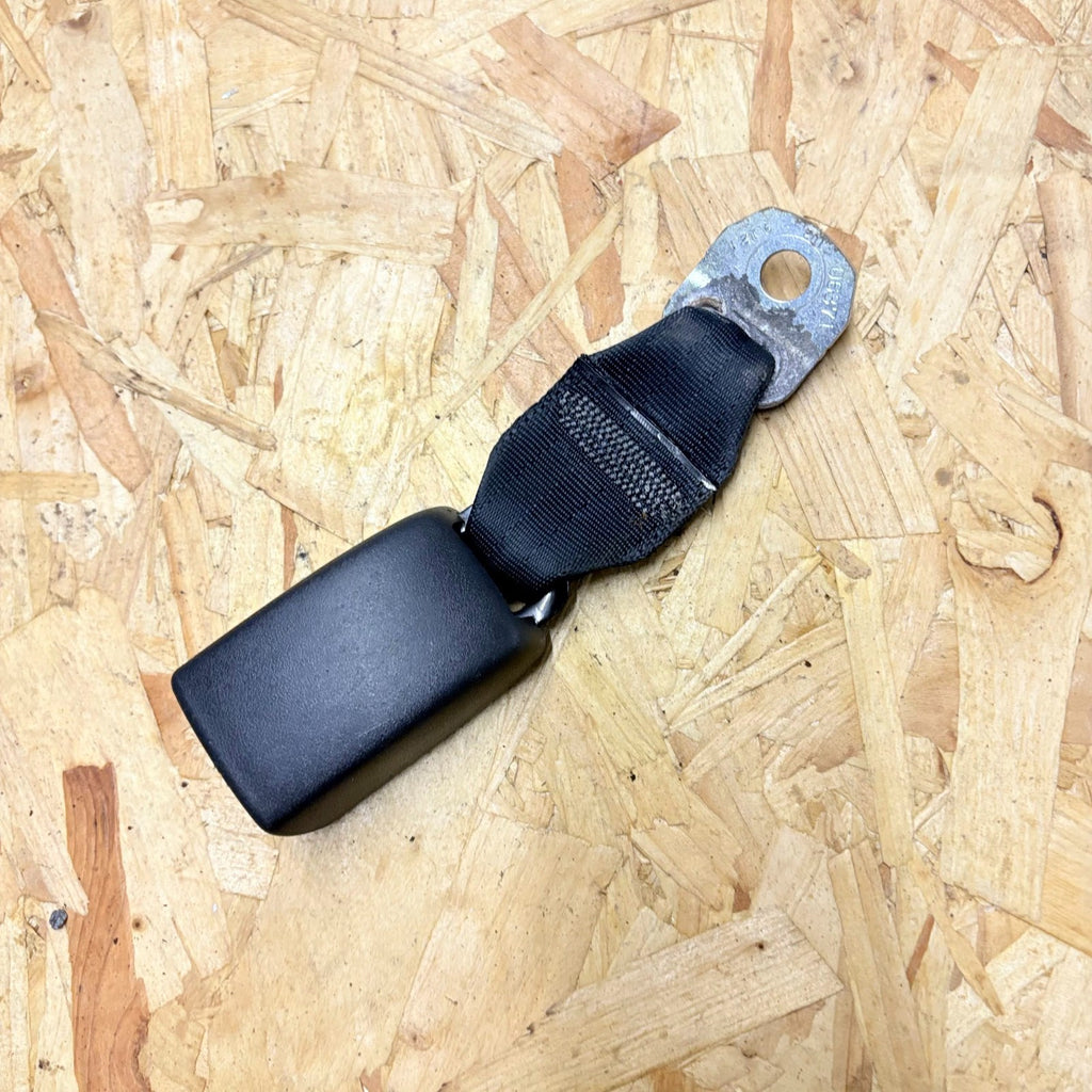 TOYOTA AYGO 107 (05-14) REAR RIGHT SEAT BELT STALK E034501
