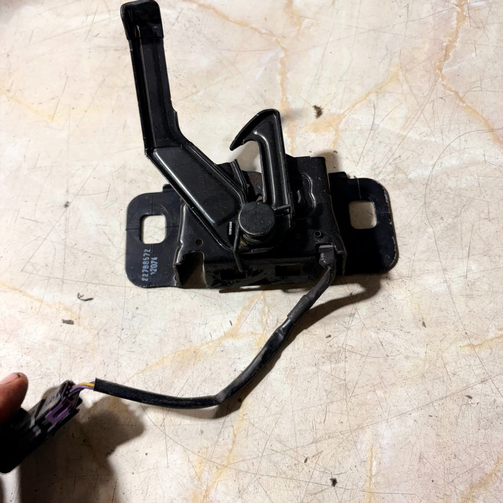 VAUXHALL INSIGNIA 2010 BONNET LATCH CATCH LOCK 22788572