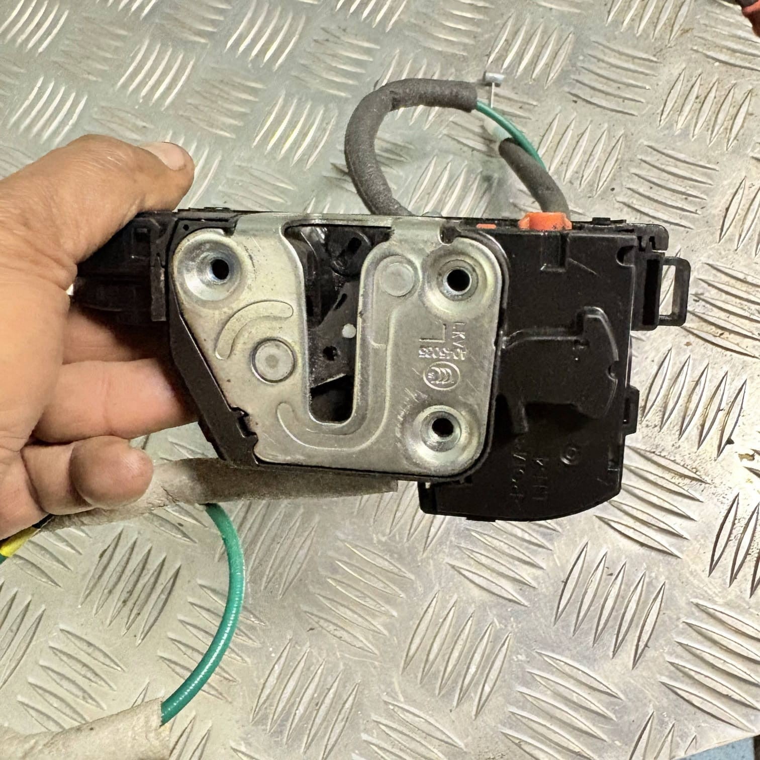 Hyundai i40 2015-2019 Left Rear Passenger Door Lock Latch Actuator 4 Pin A045035