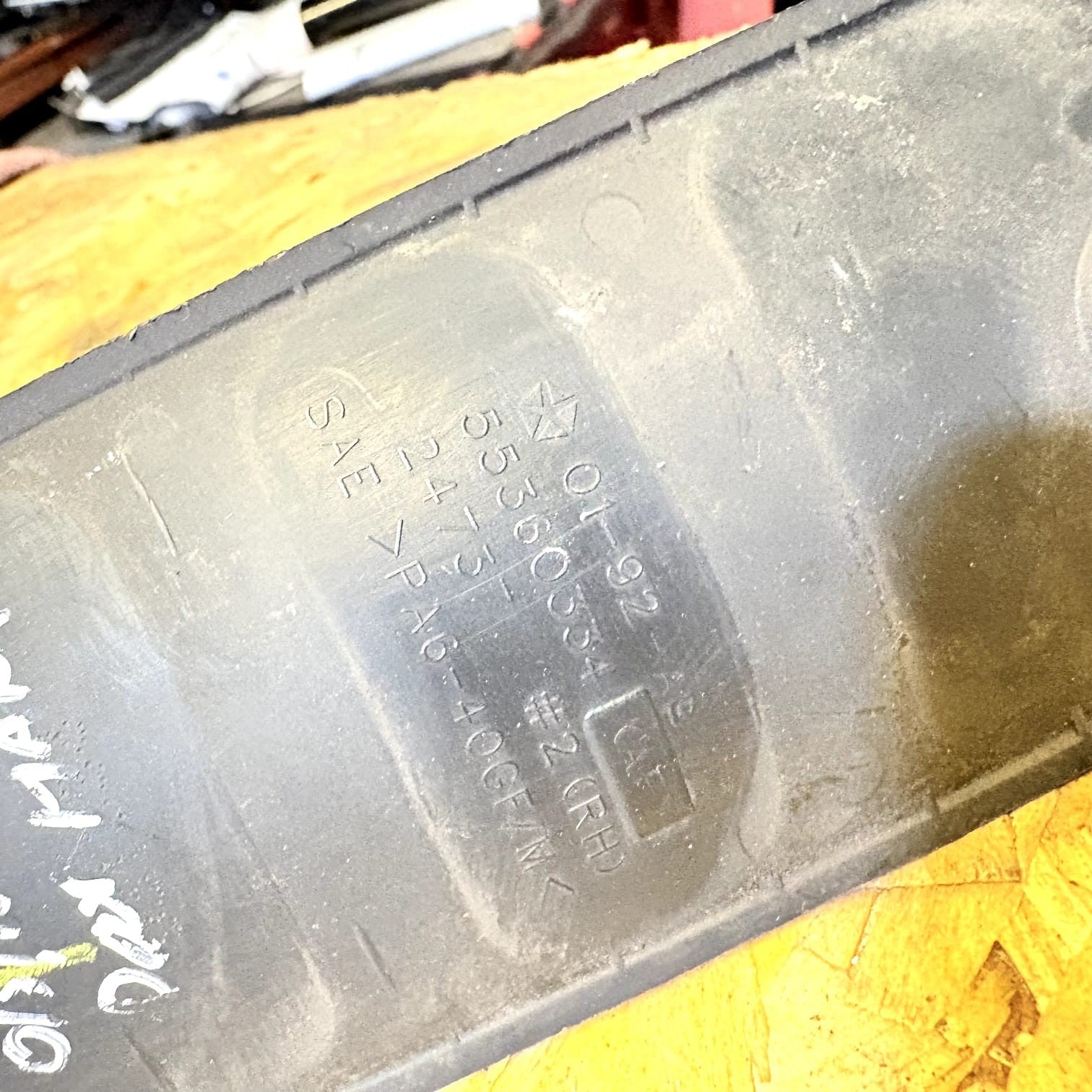 JEEP KJ CHEROKEE LIBERTY DOOR HANDLE DRIVER REAR 55360334