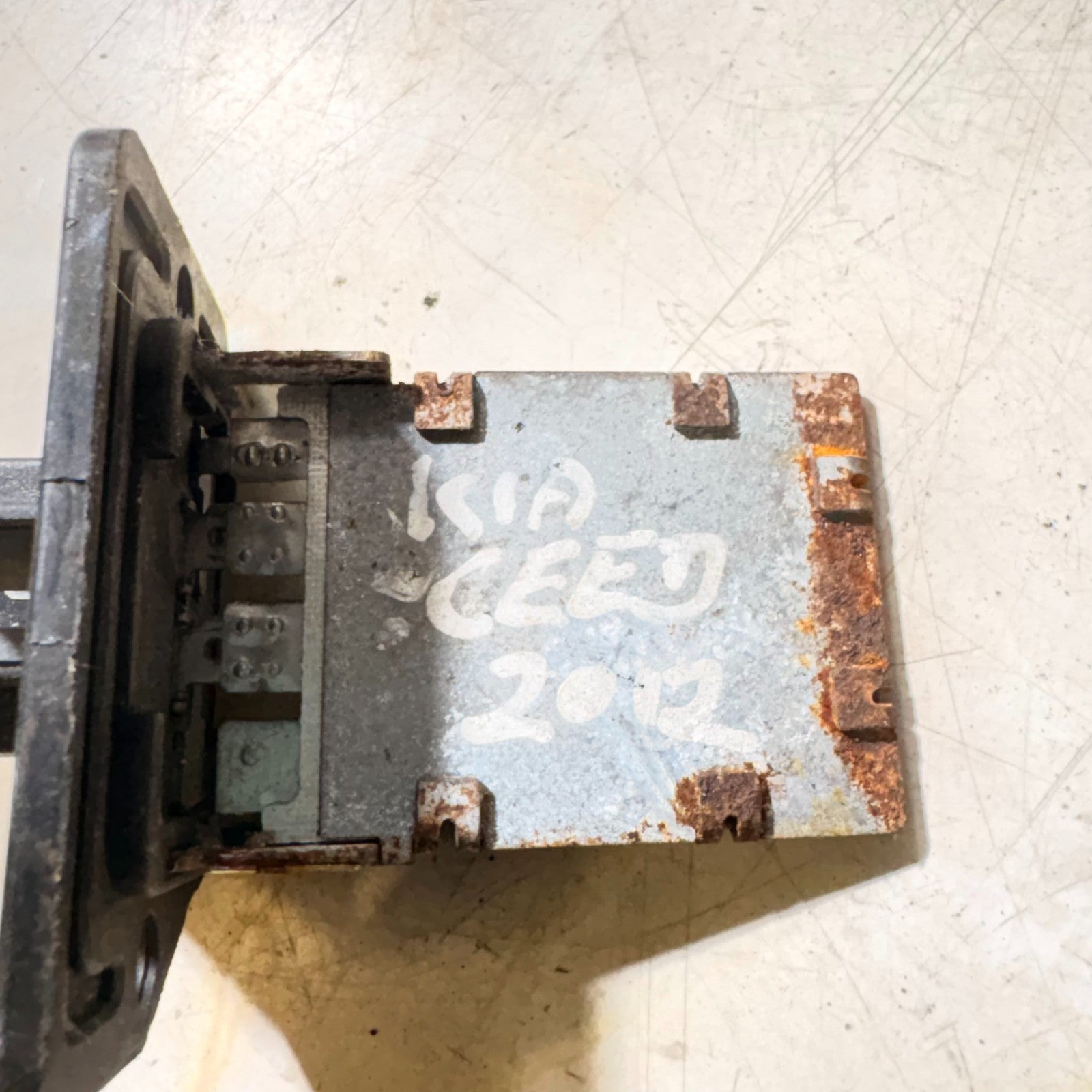 Heater Resistor (Heater Blower Motor Resistor) for Kia Ceed 2012