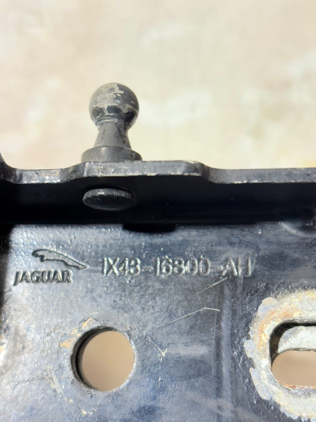 JAGUAR X-TYPE BONNET HINGE FRONT LEFT 1X43-16800-AH 2006
