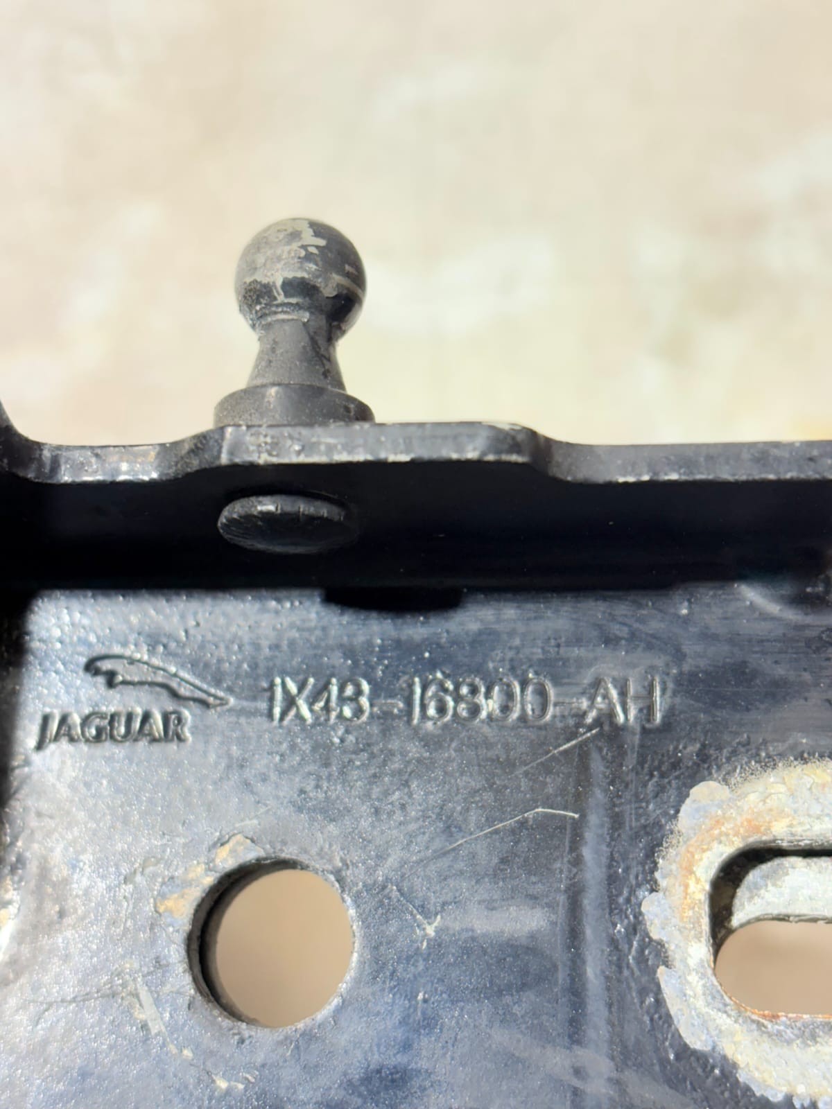 JAGUAR X-TYPE BONNET HINGE FRONT LEFT 1X43-16800-AH 2006
