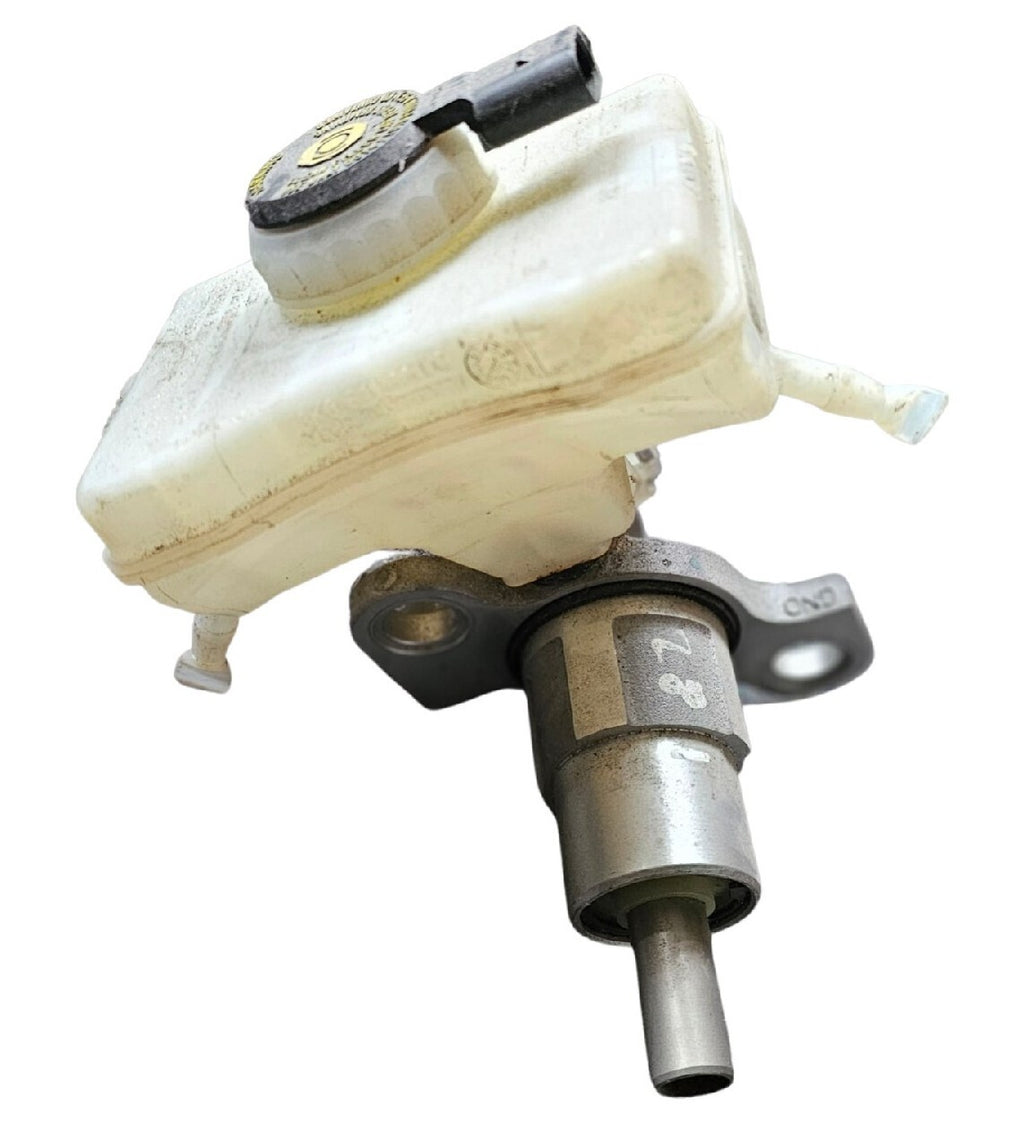 Audi A4 B8 A6 C7 A7 A8 D4 Brake Fluid Reservoir for Automatic Cars 8K0611301C