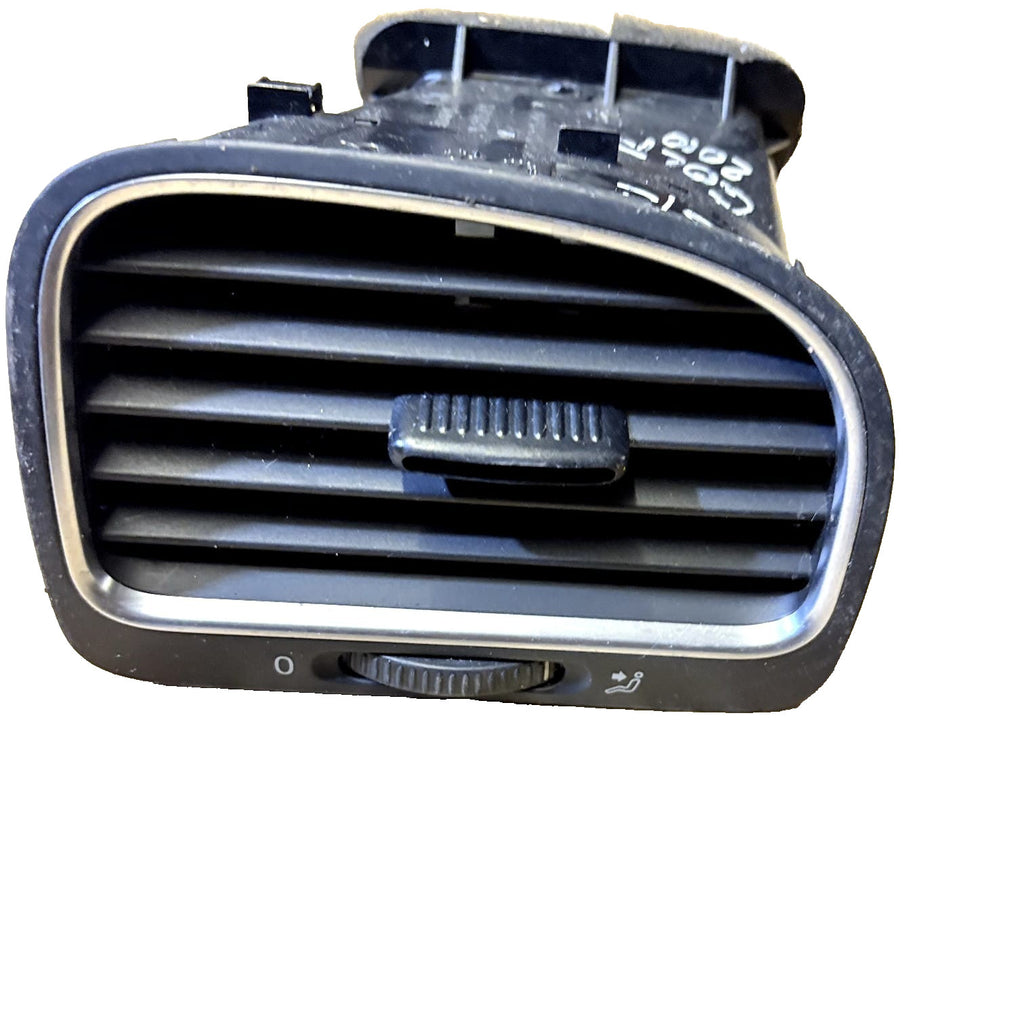 VW GOLF 2008-2012 Mk6 DASHBOARD AIR VENT DRIVER FRONT SIDE 5K0819704