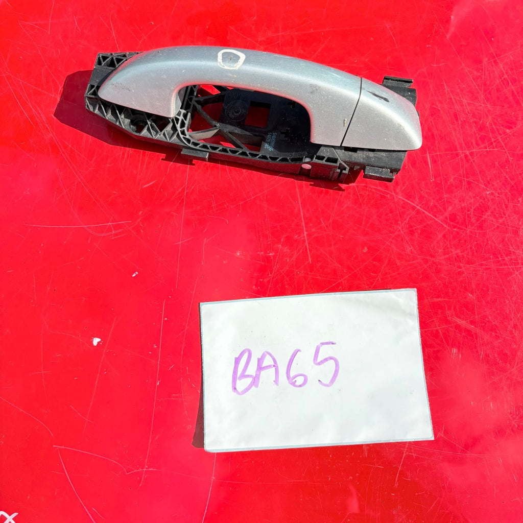 SKODA SUPERB II 3T 2008-2015 OSR Right Rear Outer Door Handle Grey 5N0839885F