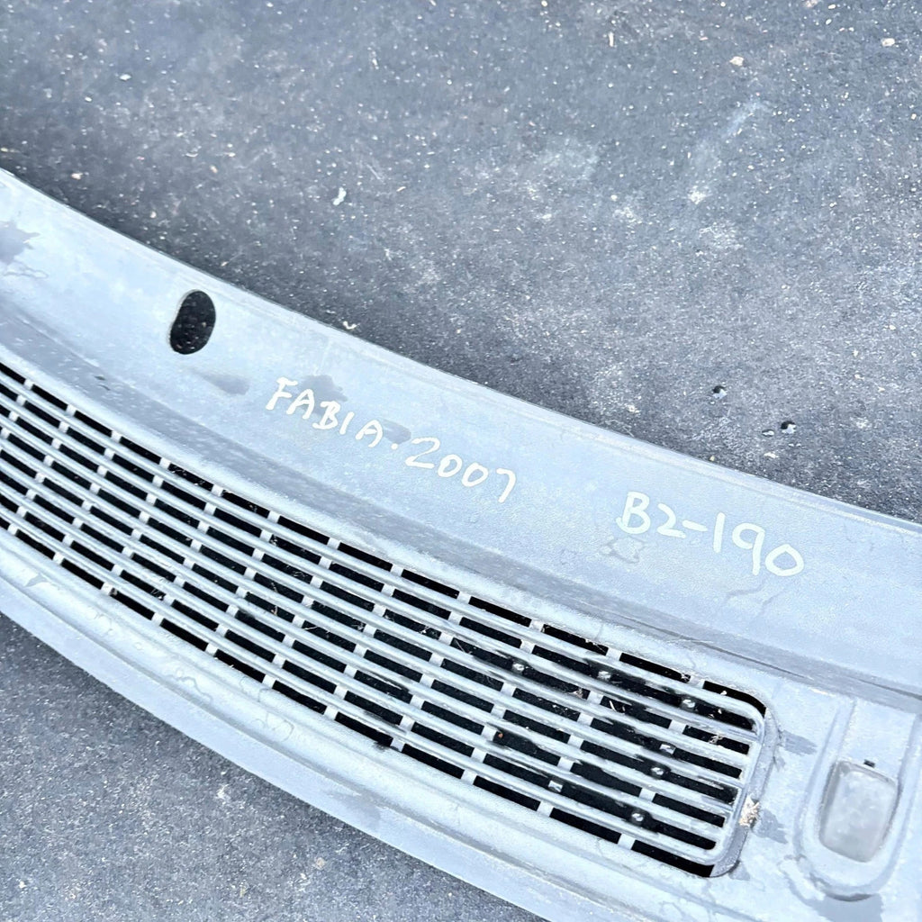 Skoda Fabia 5J MK2 Lower Windscreen Scuttle Trim 5J2819415D 2007-2014