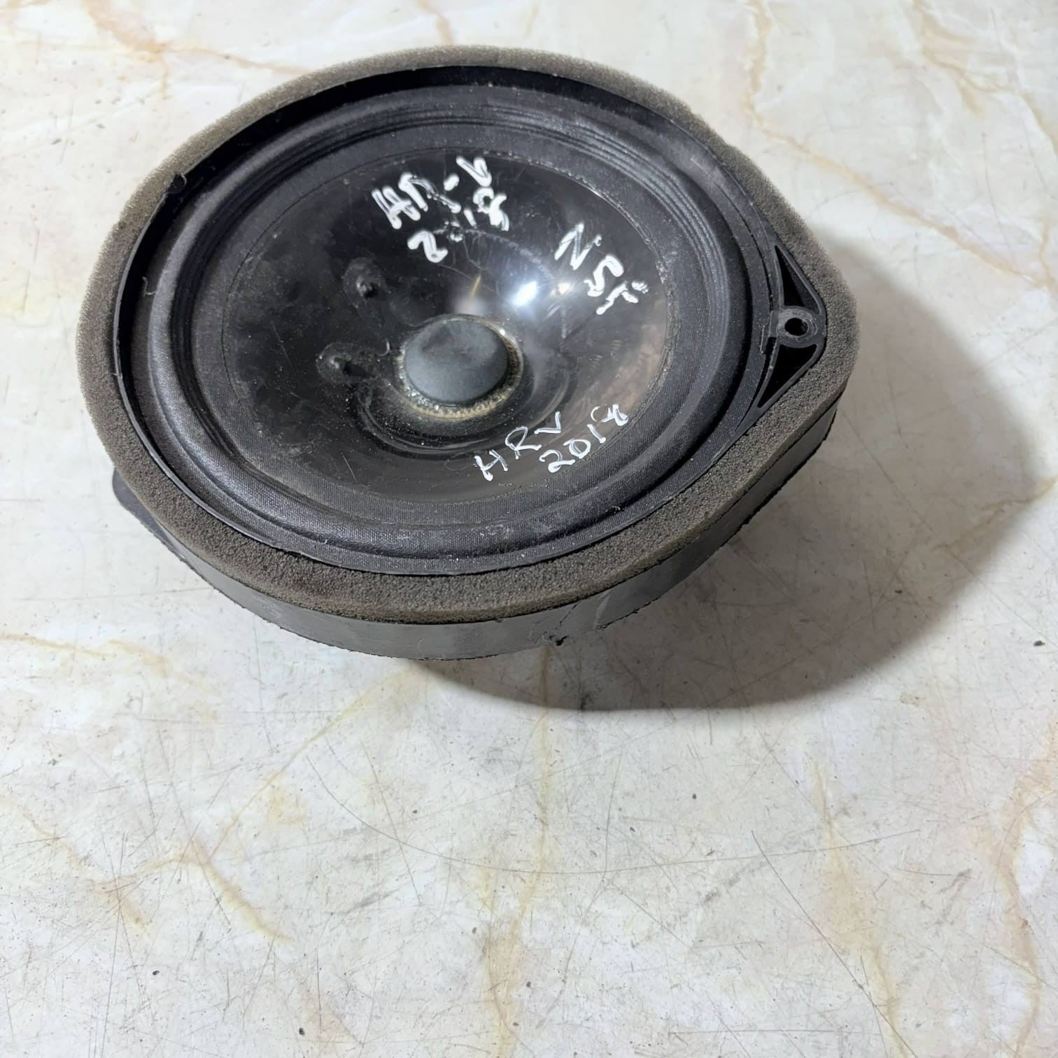 Honda HR-V 2015-2022 Passenger Front Left Door Speaker TBA1V75BFW1 NAR151548