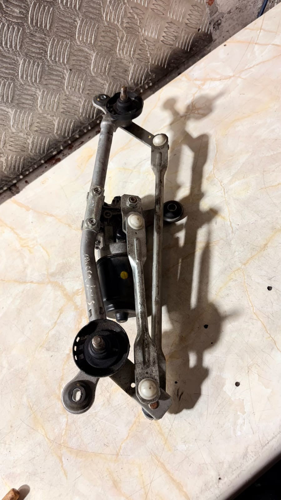 K6230 BMW WIPER MOTOR WITH LINKAGE 6978263-01 2013