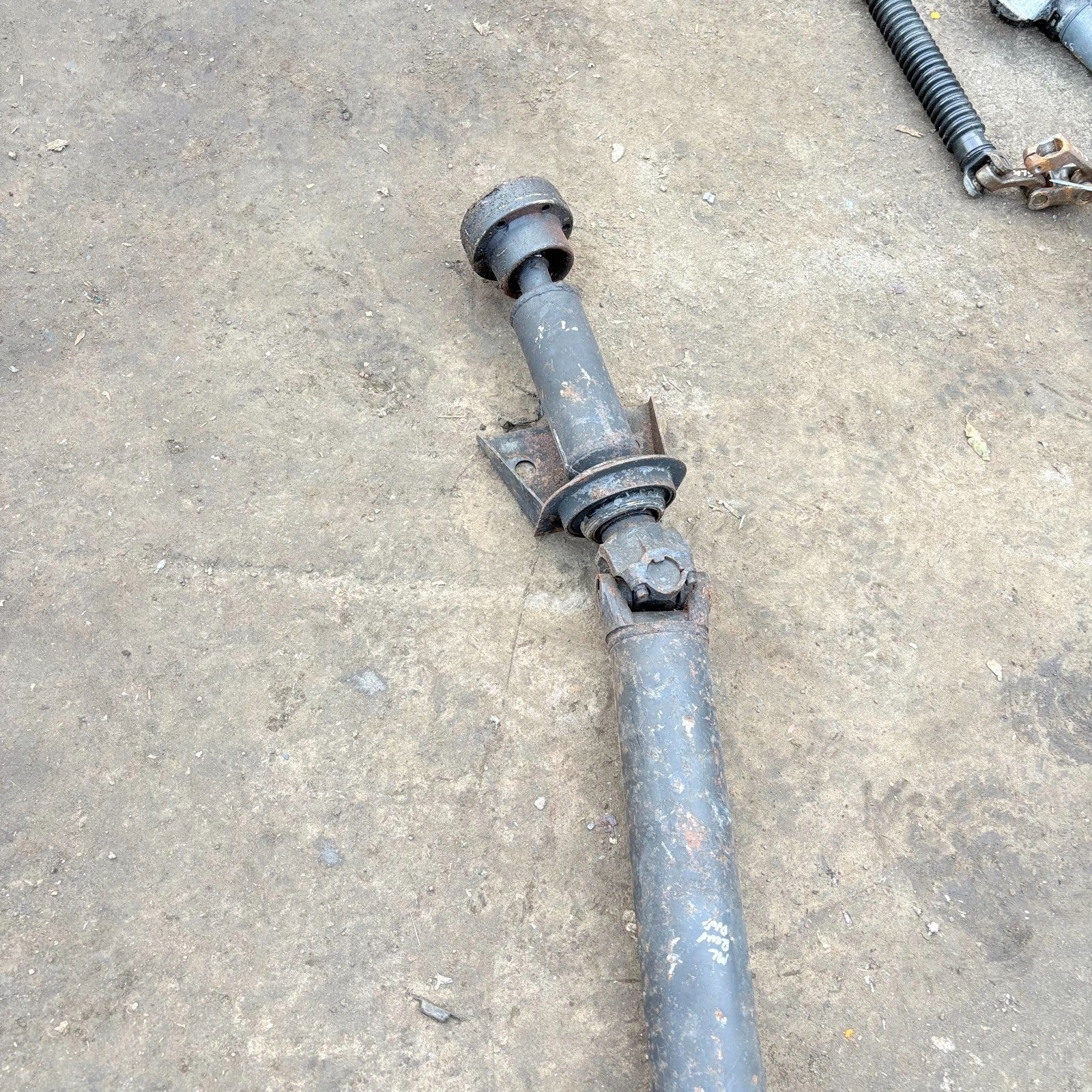 Mercedes Benz M-Class Drive Shaft Transfer Case Rear Axle A1634100802