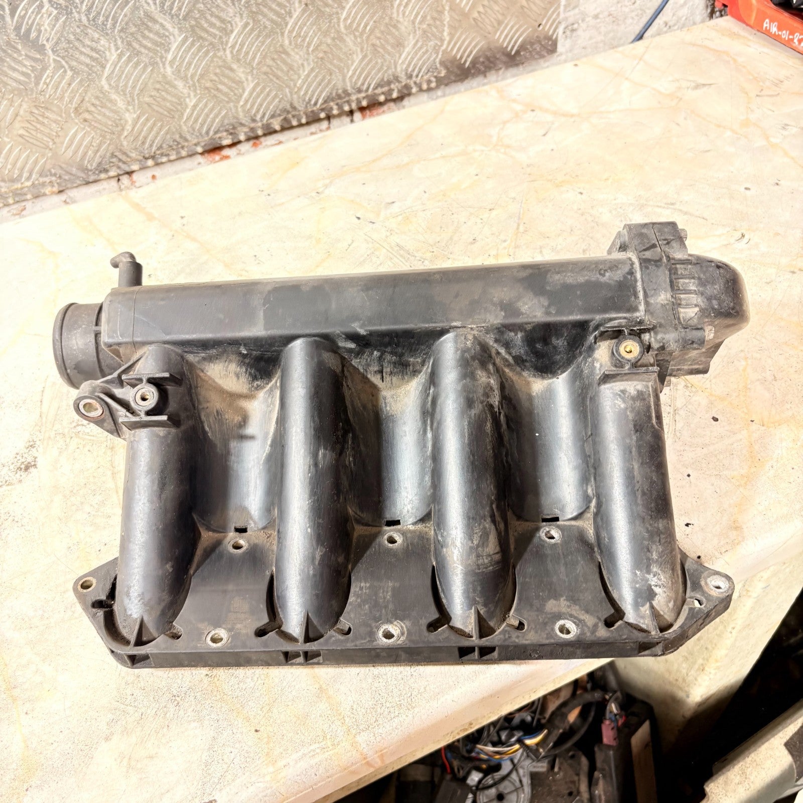 MERCEDES VITO VIANO W638 2.2 CDI INTAKE INLET MANIFOLD A6110903582 2002