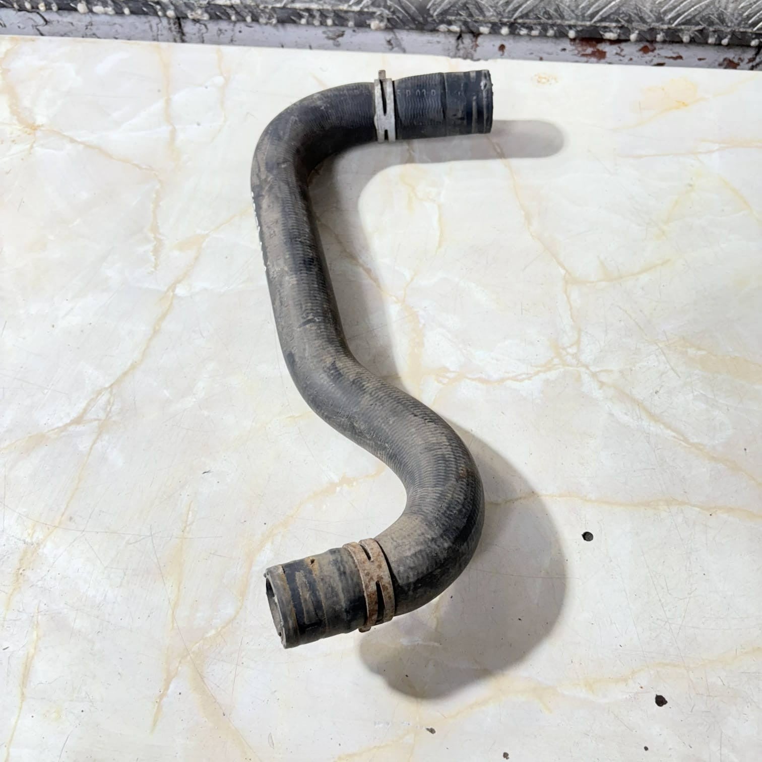 FORD FIESTA WATER PIPE BULKHEAD SINGLE 1.25 PETROL MK7 2013 8V21-18K579-A
