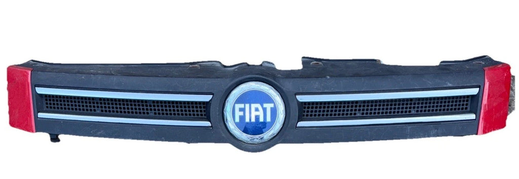FIAT PANDA Mk2 FRONT BUMPER UPPER GRILL WITH CHROME 735353899 2003-2011