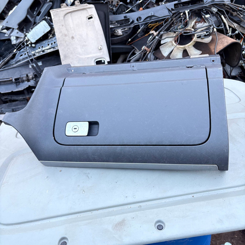 2010 VOLKSWAGEN GOLF GLOVE BOX 1K2857114C