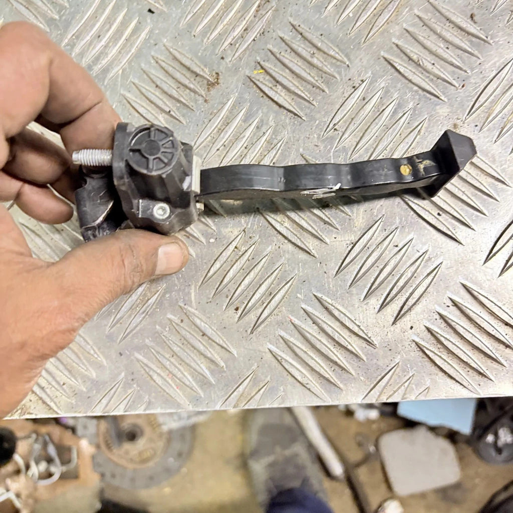 Ford Fiesta Passenger Front Door Check Strap Stay Limiter OSF 2008-2020 1779348