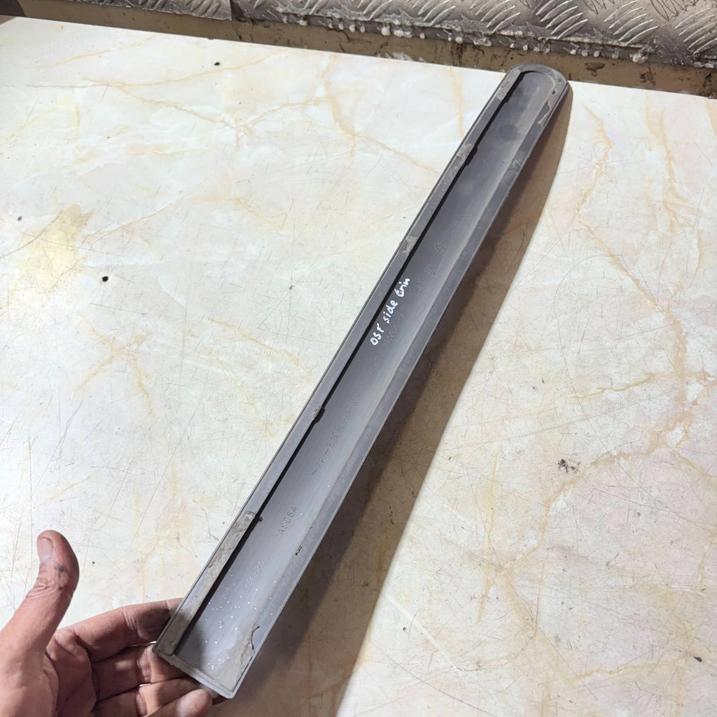 Ford Transit Connect 2008 Molding Door Trim Front Right Side 3T16V2907