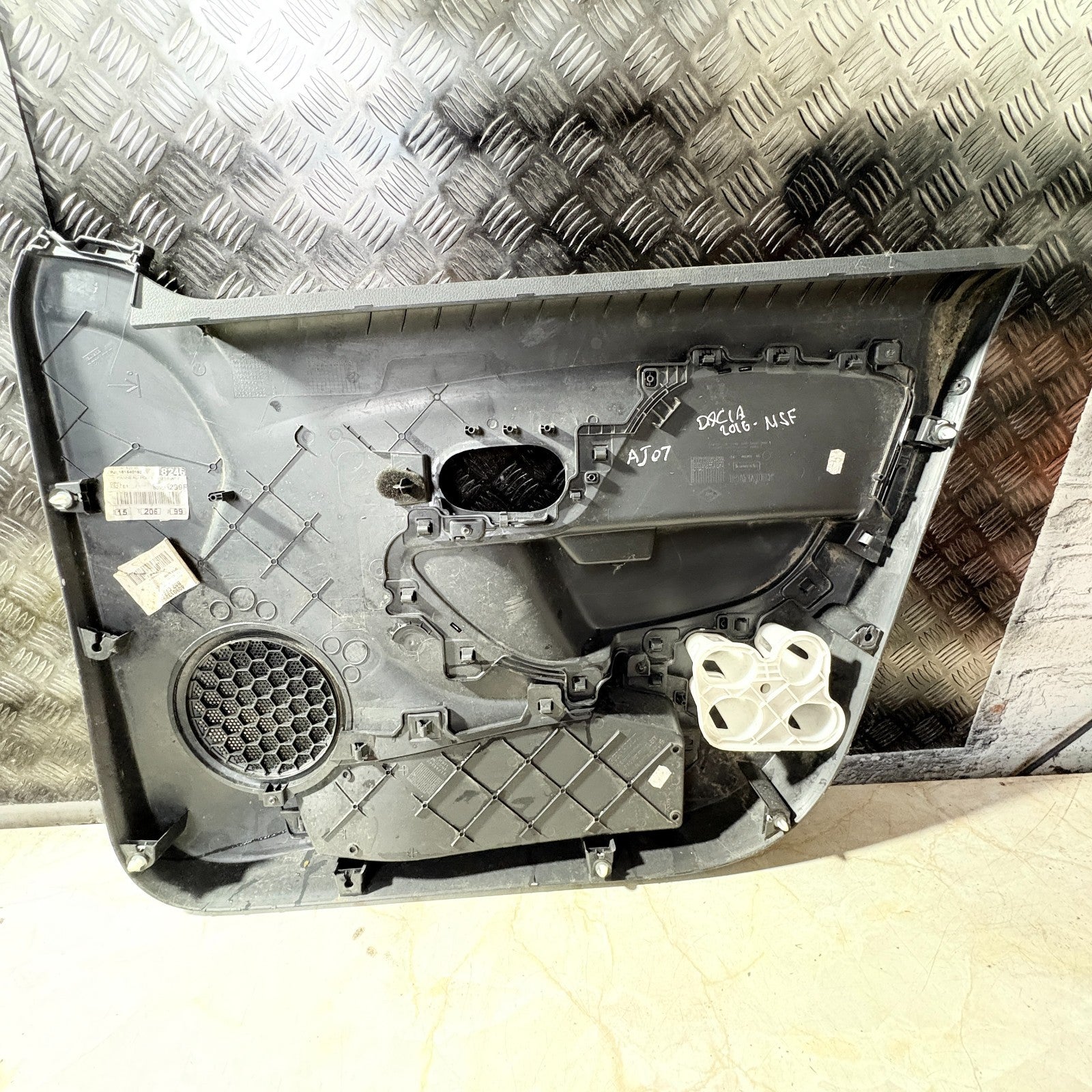 Dacia Sandero Logan MK2 13-20 Front Left Passenger Nearside Door Card 809013299R
