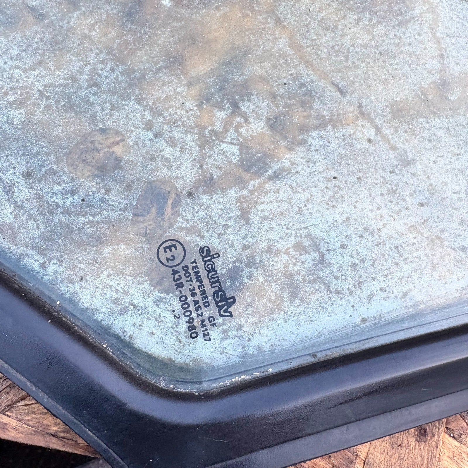 CITROEN RELAY QUARTER WINDOW PASSENGER FRONT GLASS 93~06