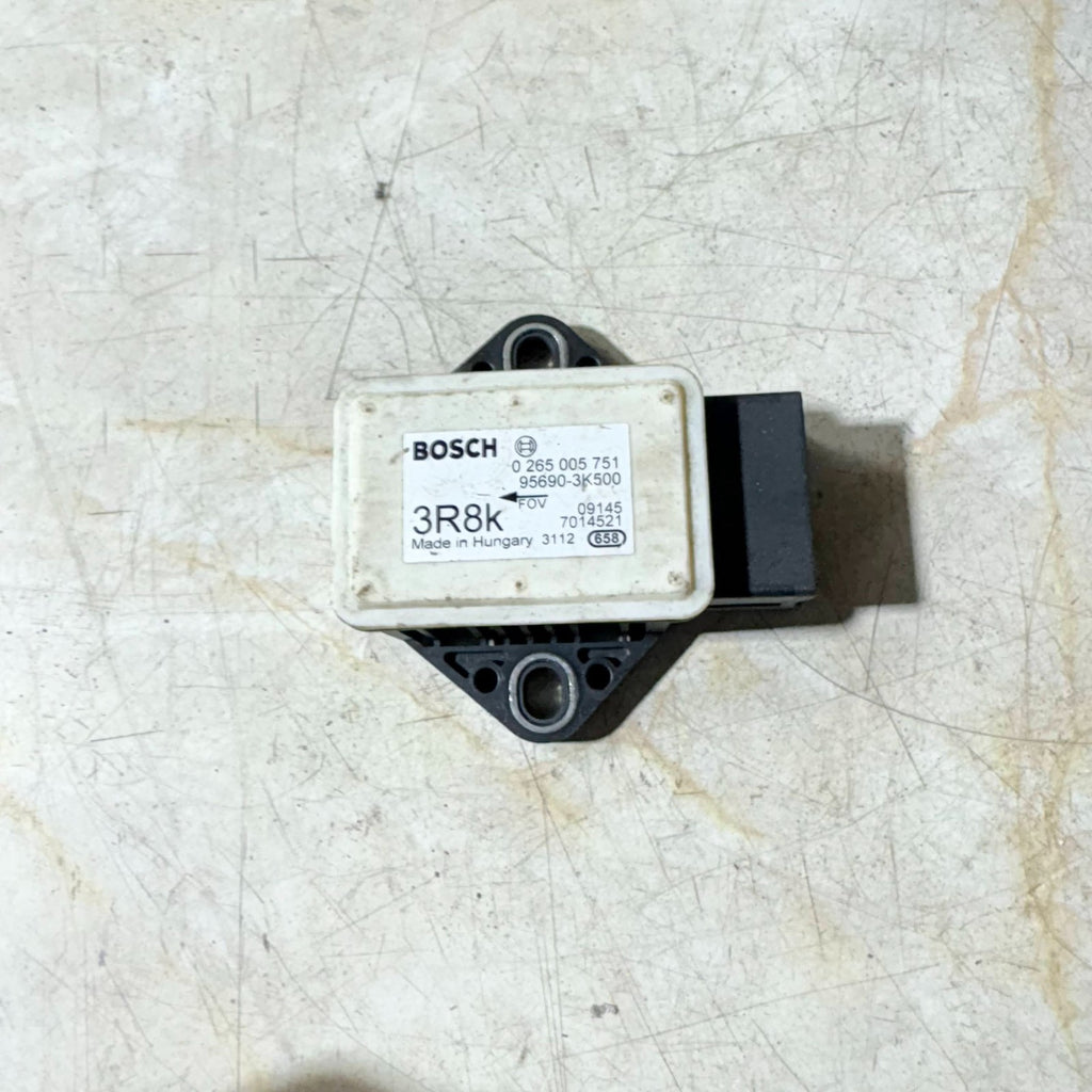 HYUNDAI I20 2008-2014 Mk1 YAW RATE SENSOR 95690-3K500