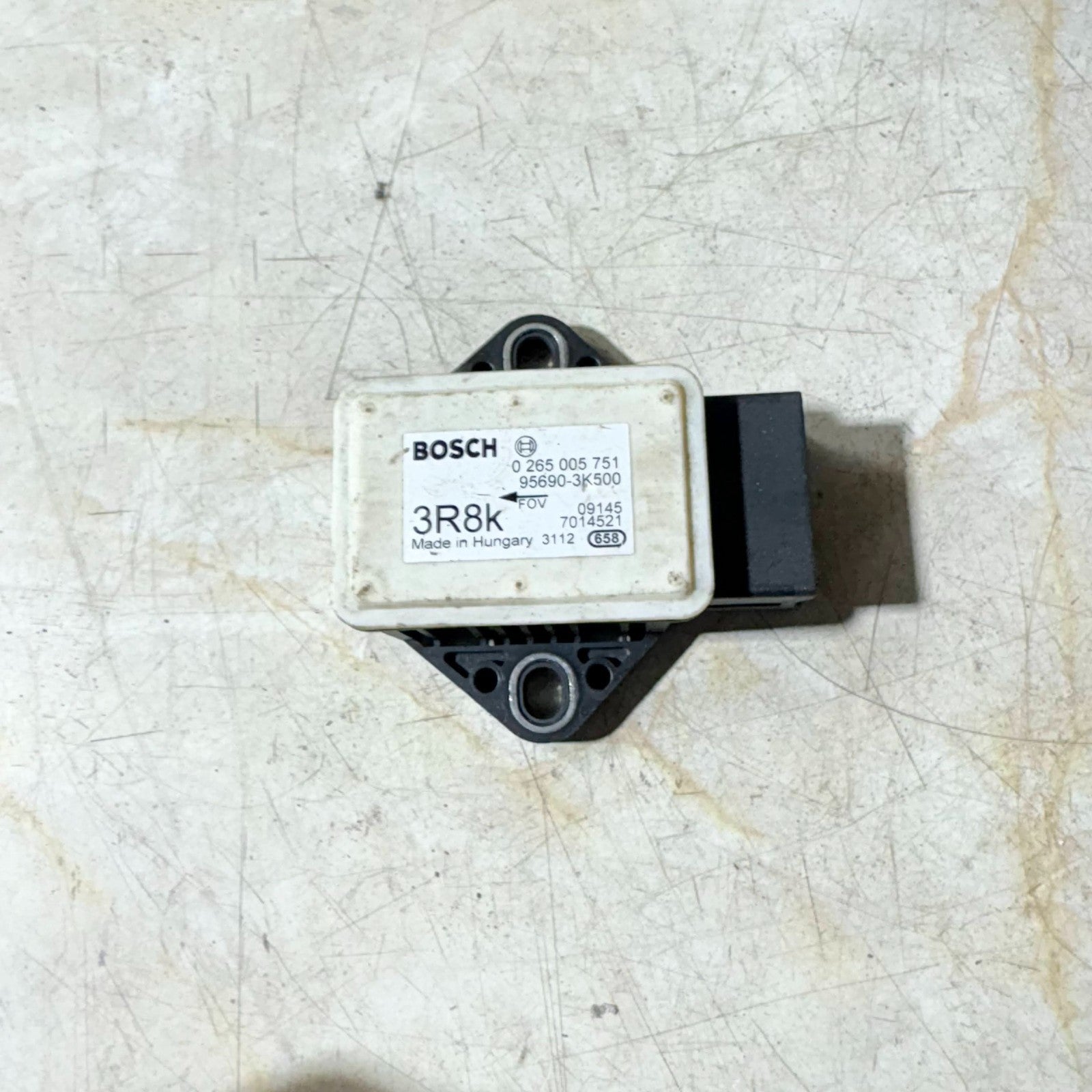 HYUNDAI I20 2008-2014 Mk1 YAW RATE SENSOR 95690-3K500