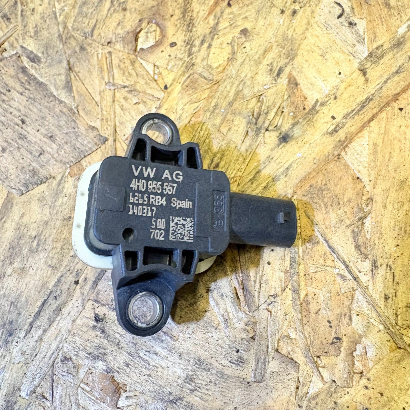 Volkswagen Polo 6R 6C 2009-2017 Airbag Side Impact Crash Sensor Door 4H0955557