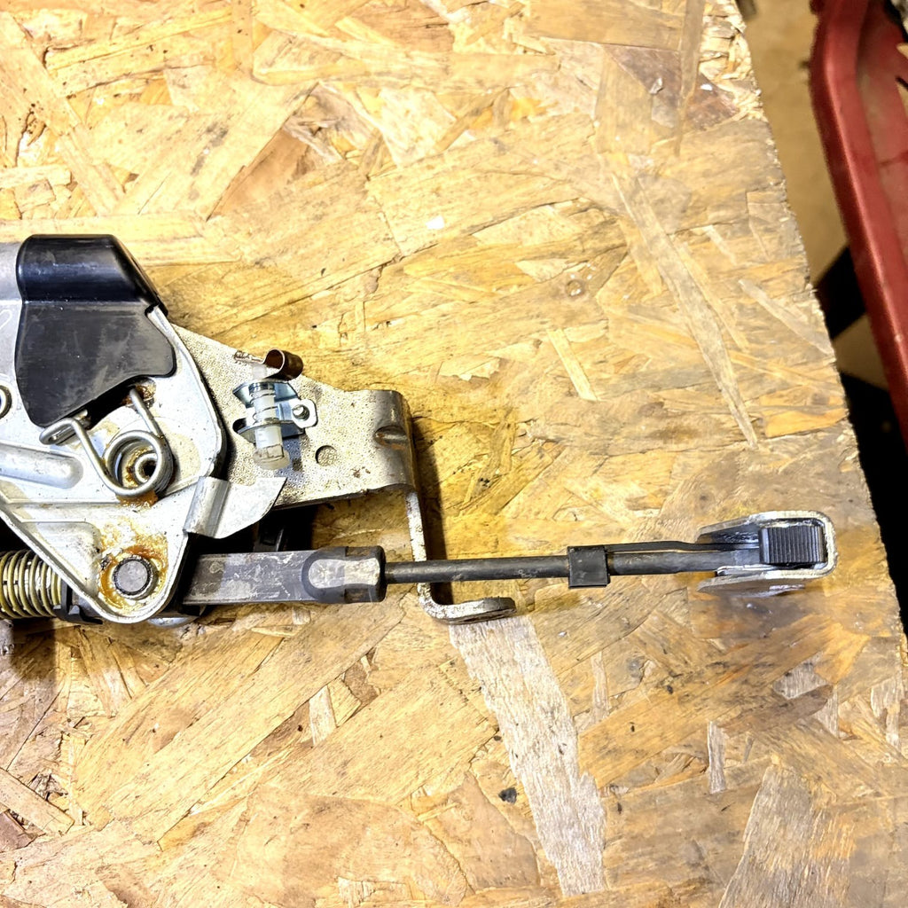 BMW 116i 2004-2011 E87 HAND BRAKE LEVER Black Leather 34406764924-02