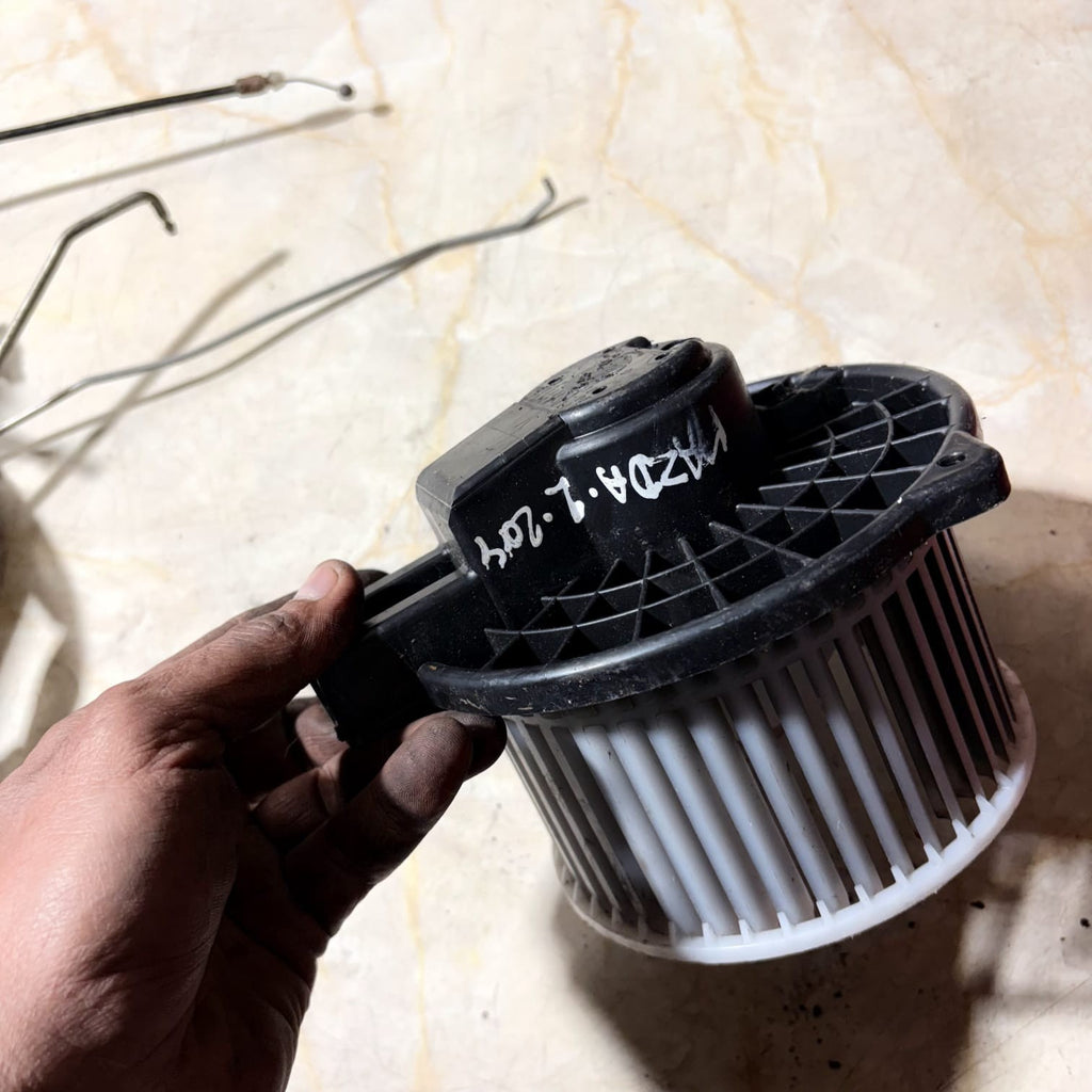 MAZDA 2 TAMURA 2014 MK2 HEATER BLOWER MOTOR FAN 872700-0701