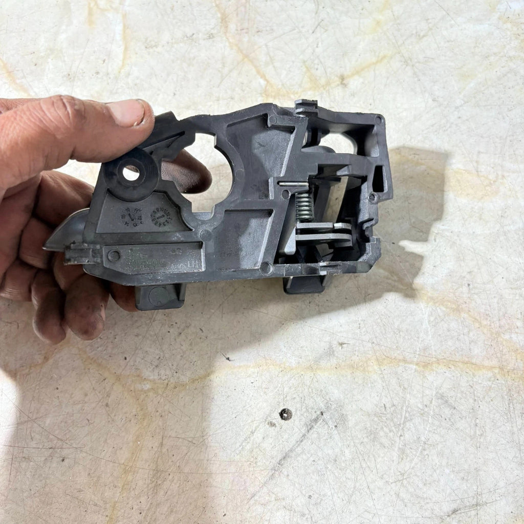 Kia Rio Mk3 UB 2011-2017 Front Left Inner Door Handle Silver NS