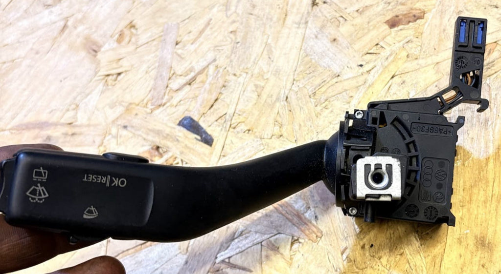 Audi A3 8P Steering Column Wiper Stalk Control Unit Switch 1K0953519A 2007