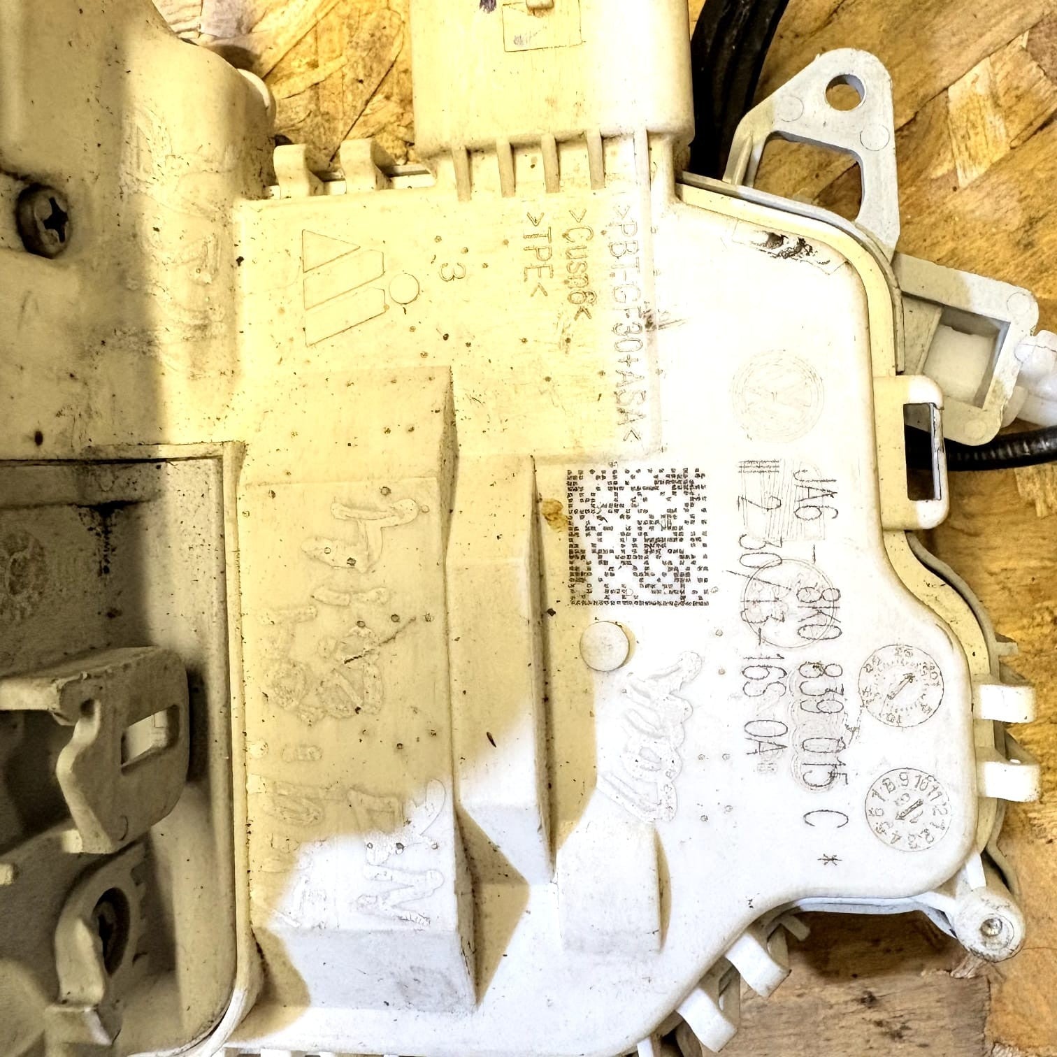 Audi A4 B8 2008-2015 NSR Rear Left Door Lock Latch Actuator 8K0839015C