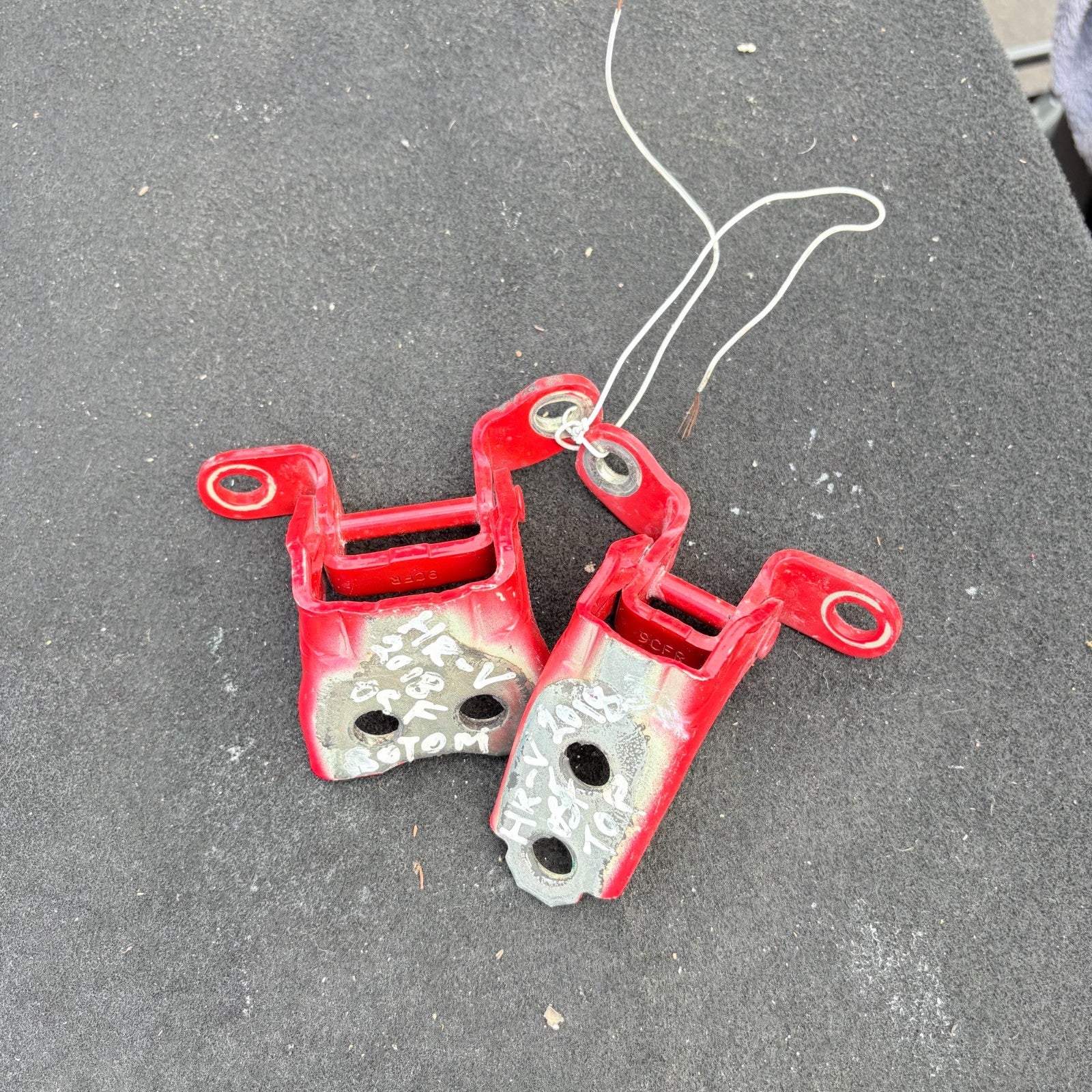 Honda-HR-V 2018 Driver Side RIght Front-Door stop Hinges