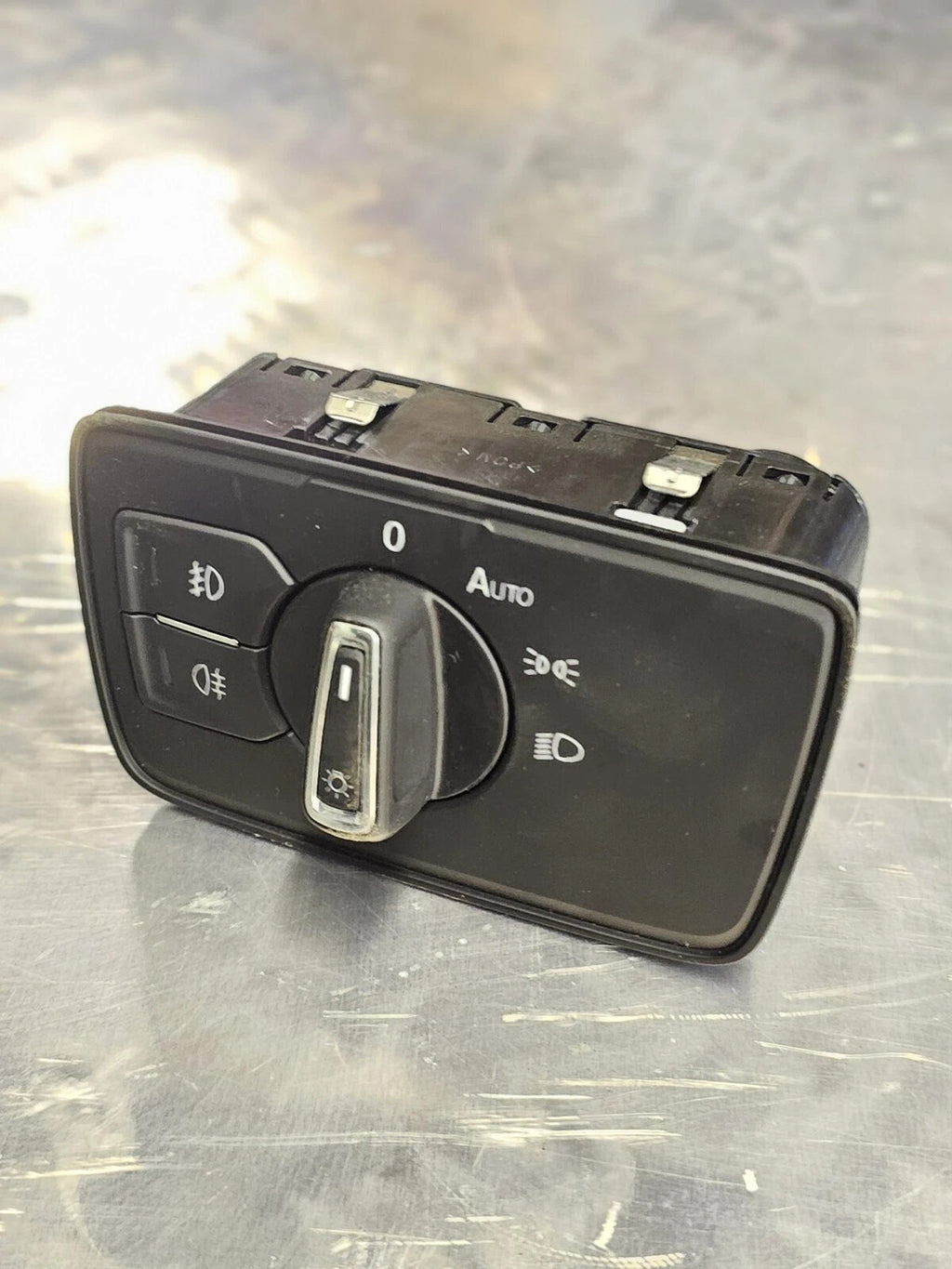 VOLKSWAGEN PASSAT B8 2017 HEADLIGHT FOG LIGHT CONTROL SWITCH 3G0941633H