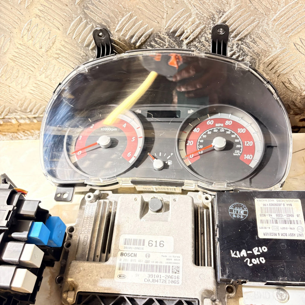 Kia Rio Mk2 JB 2005-2011 1.5 CRDi ECU Kit 39101-2A616 BCM 95400-1G335 Key Barrel