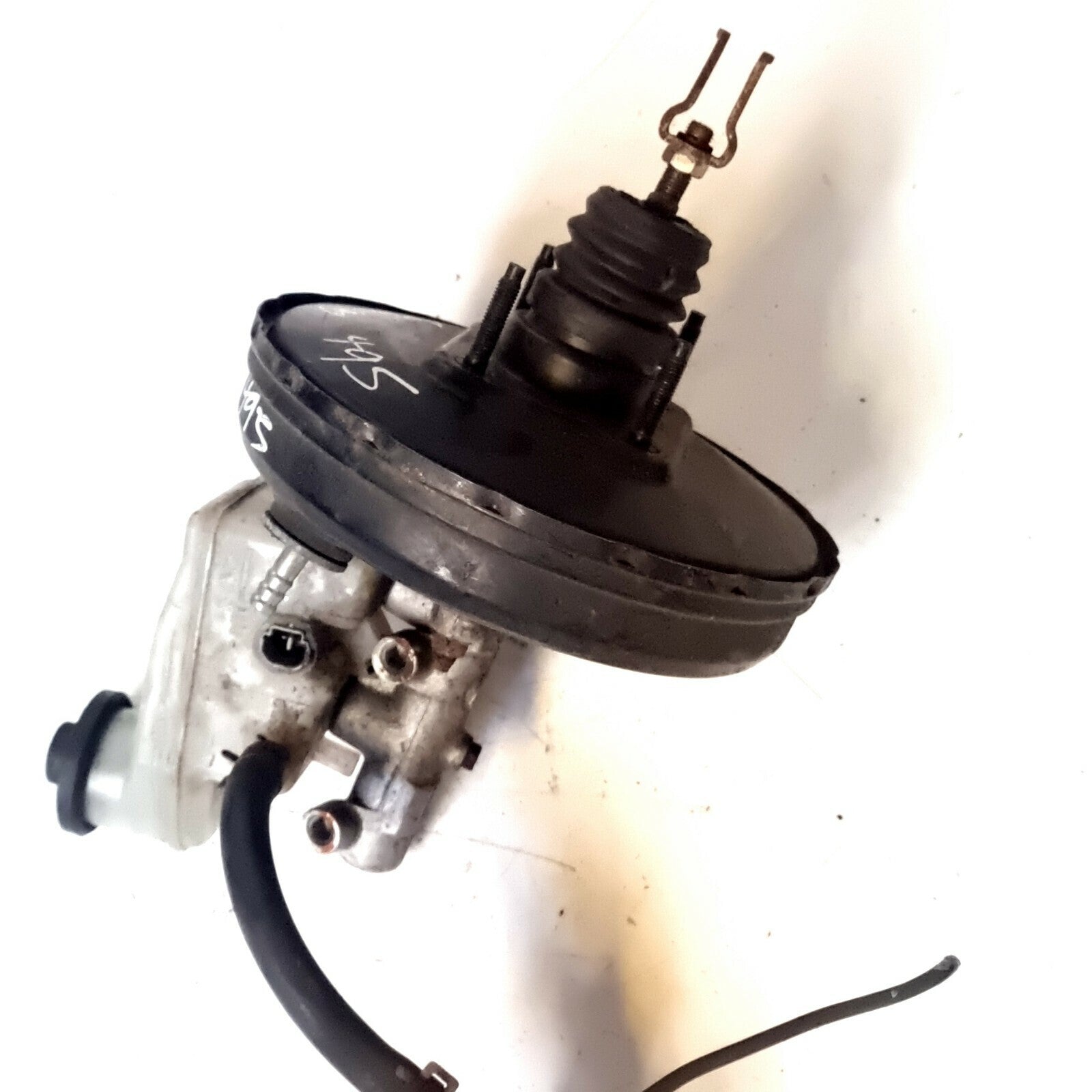 2012-2017 MK3 TOYOTA YARIS 1.3 VVTI SERVO AND MASTER CLYINDER