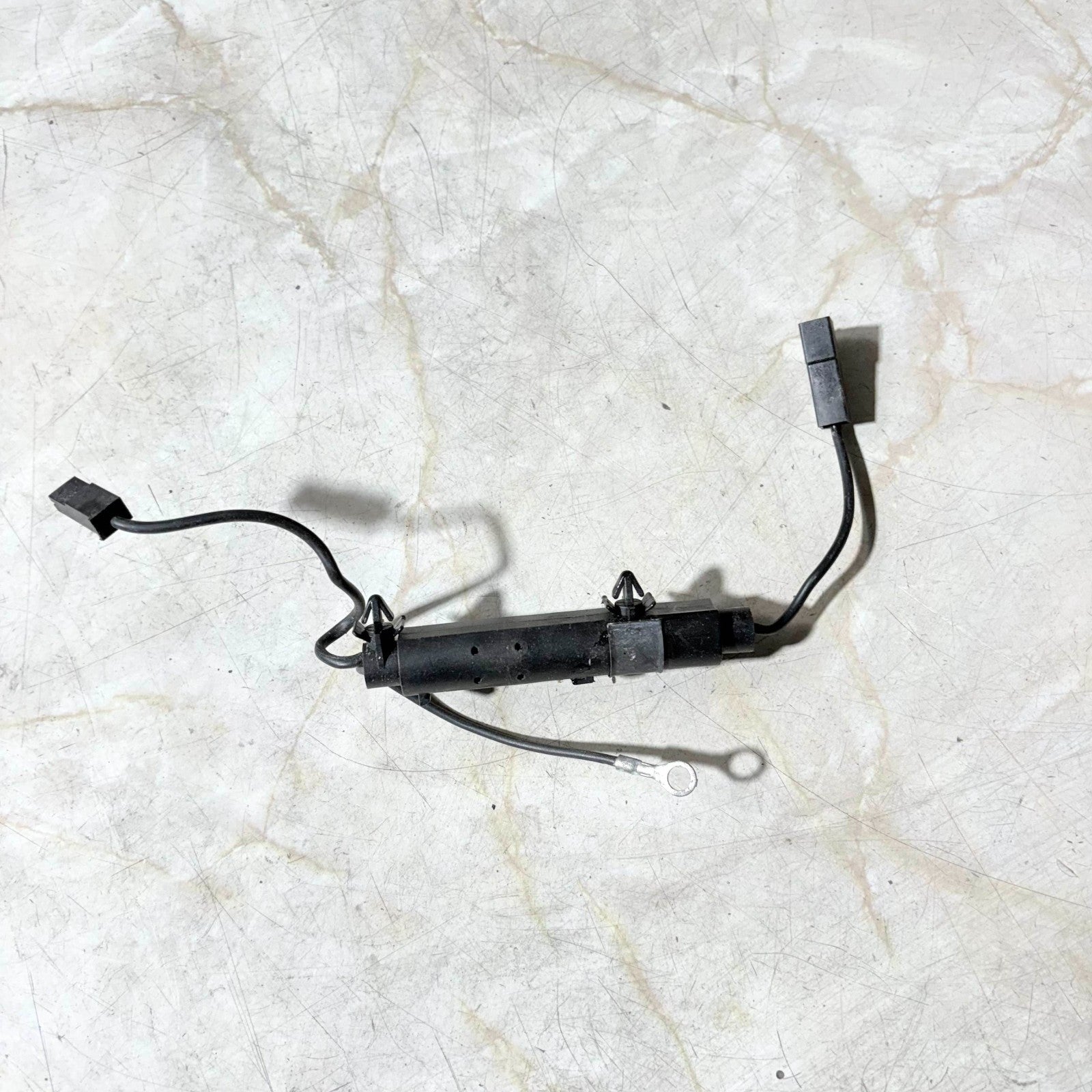 MERCEDES CLK A208 C208 W208 AMPLIFIER ANTENNA BLOCKING CIRCUIT A2028202389