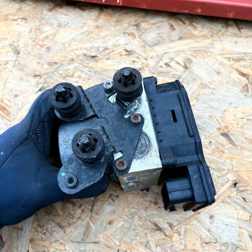 VW Passat B7 2011-2015/VW CC 2012-2015 ABS Pump Modulator 3AA614109AQ