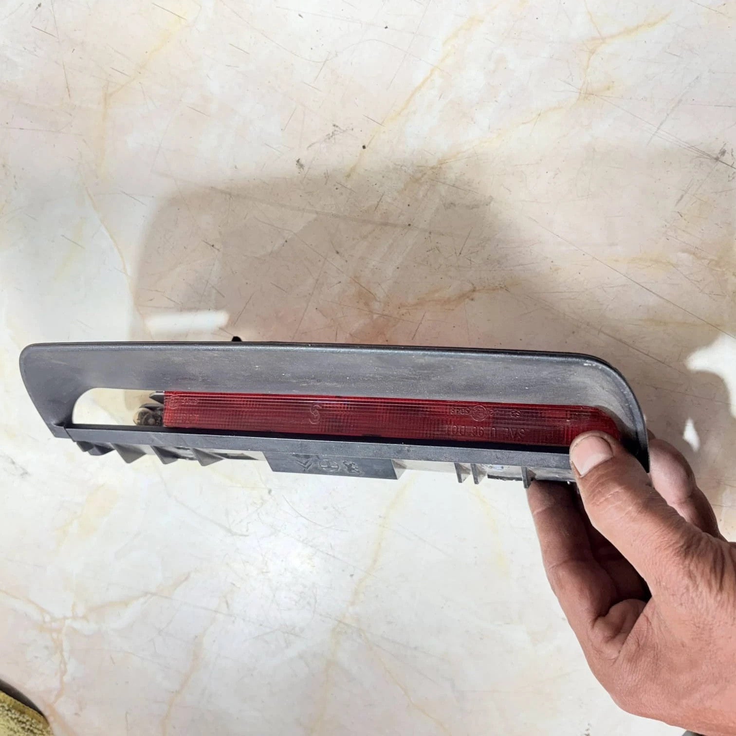 Citroen C3 C4 C5 Berlingo 2008-2018 Rear Central Third Brake Light E25048