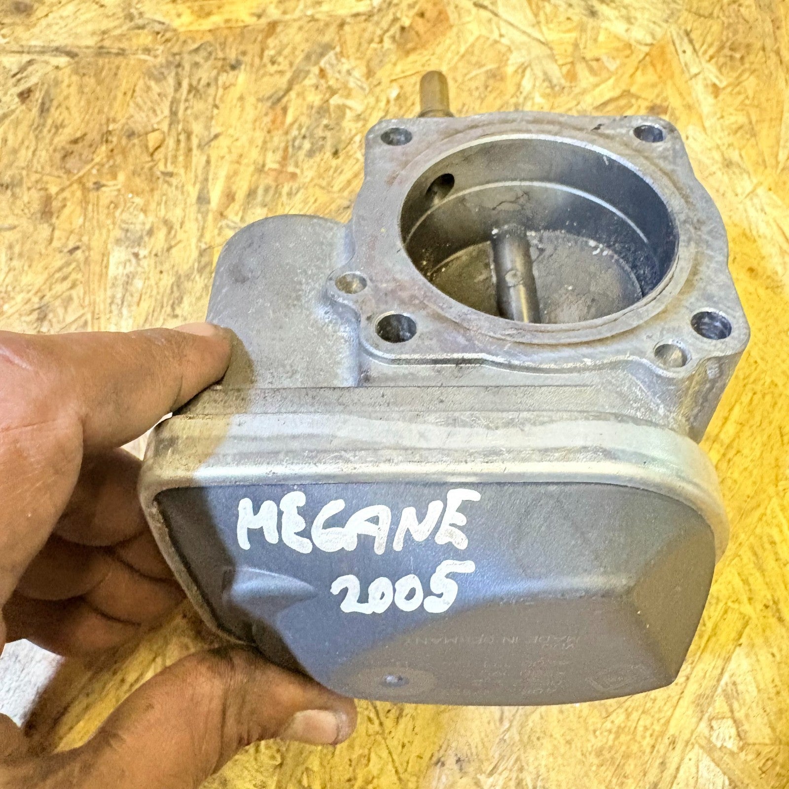 Renault Megane (2003-2006) Estate Throttle body 8200 190 230