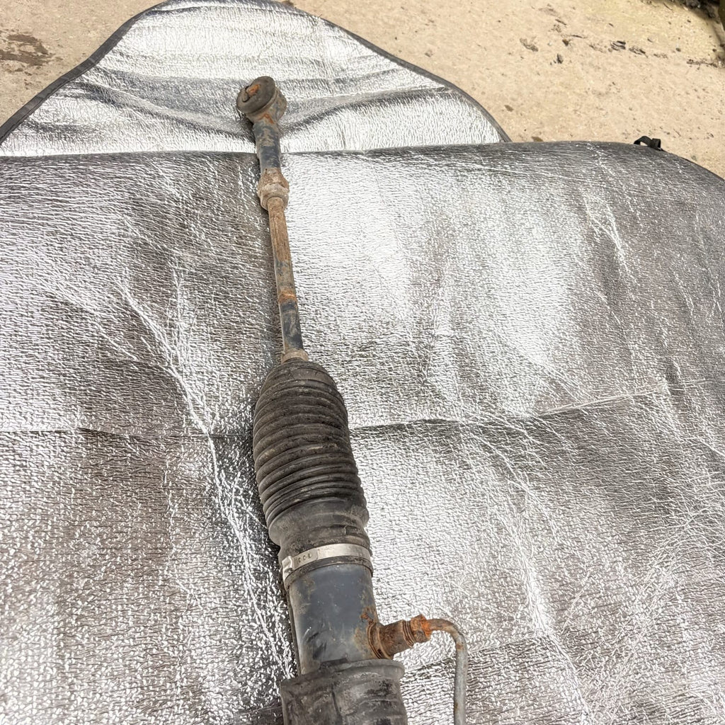2004-2005 Chrysler PT Cruiser Export Power Steering Rack & Pinion P05272297AE