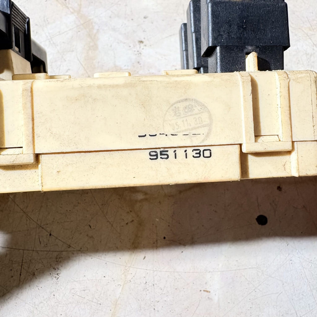 Subaru Impreza WRX STI GC8 Interior Dash Fuse Box Joint Box 1996-1997 RHD