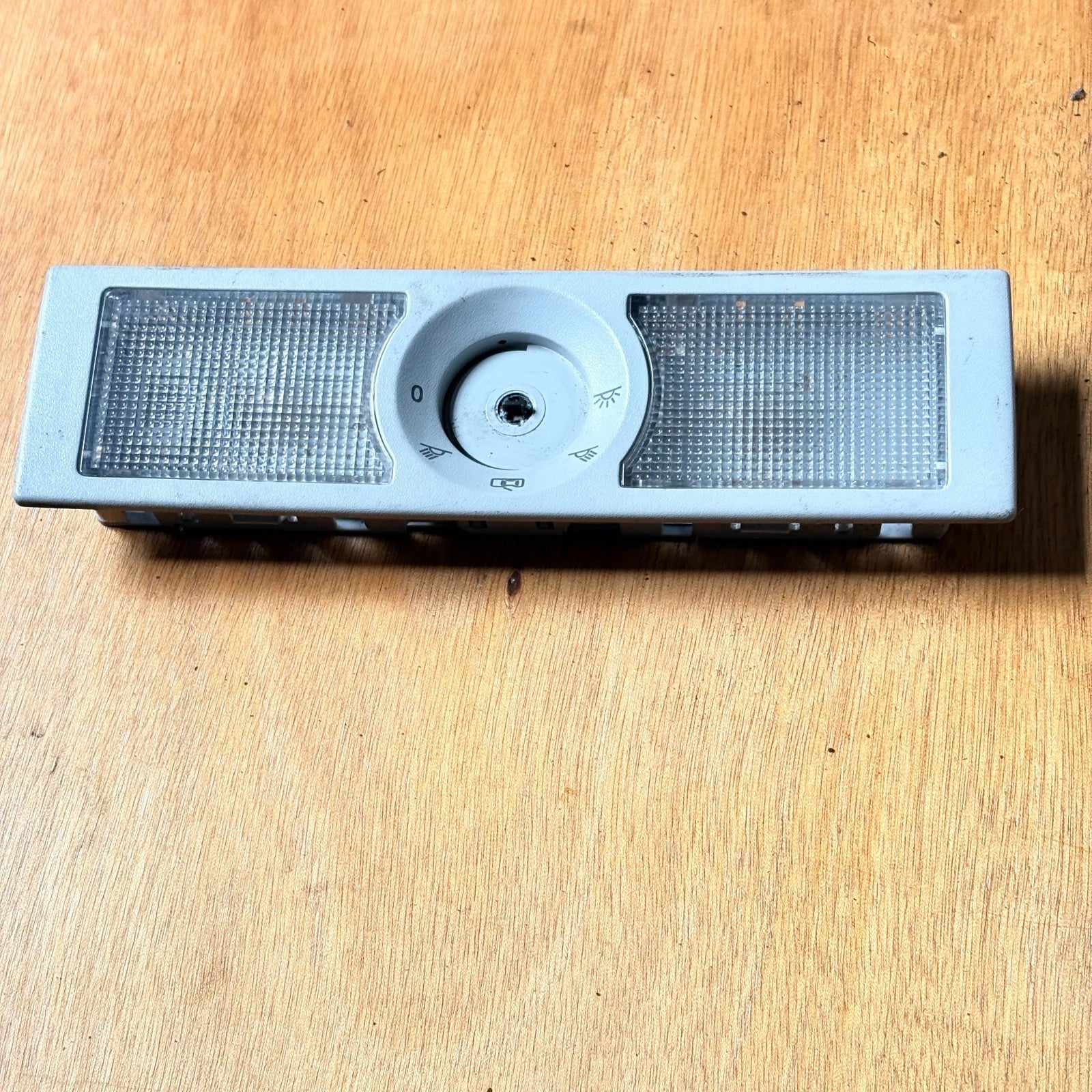 Vw Sharan Rear Interior seat light 0886400 2007