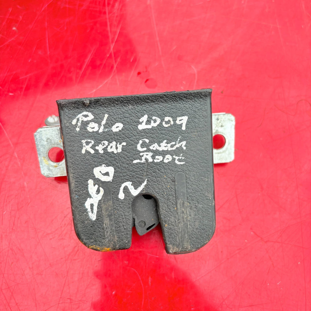VW POLO 2003-2009 Tailgate Lock 6q6827505e