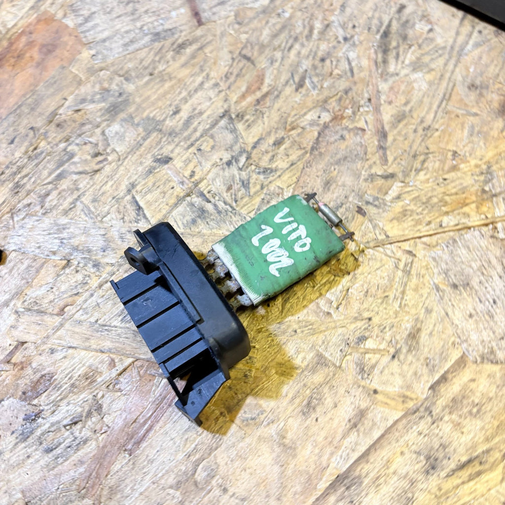 Mercedes-Benz Vito W638 1996-2003 Heater Blower Motor Resistor X19 133282S