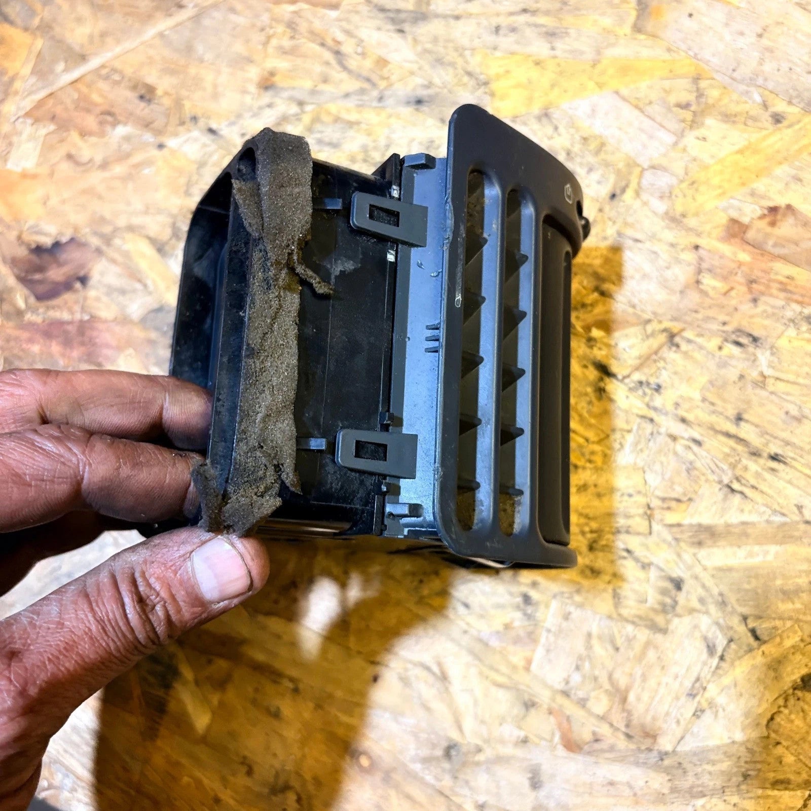 FIAT SCUDO 1995-2007 FRONT DRIVERS SIDE DASHBOARD AIR VENT