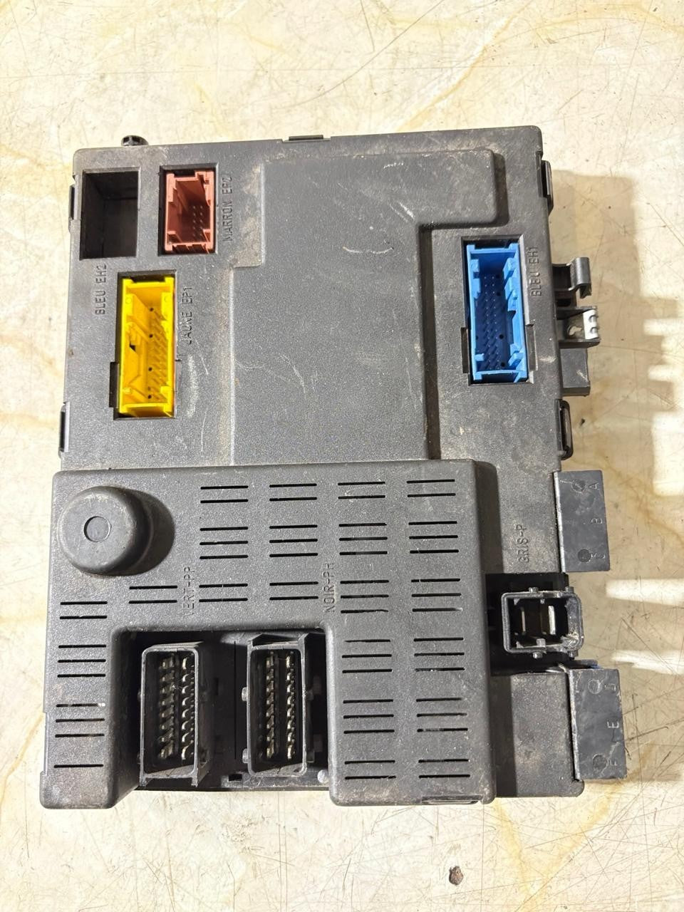 FUSE BOX UNIT/S118085220F SIEMENS/5342063 FOR CITROËN XSARA PICAS
