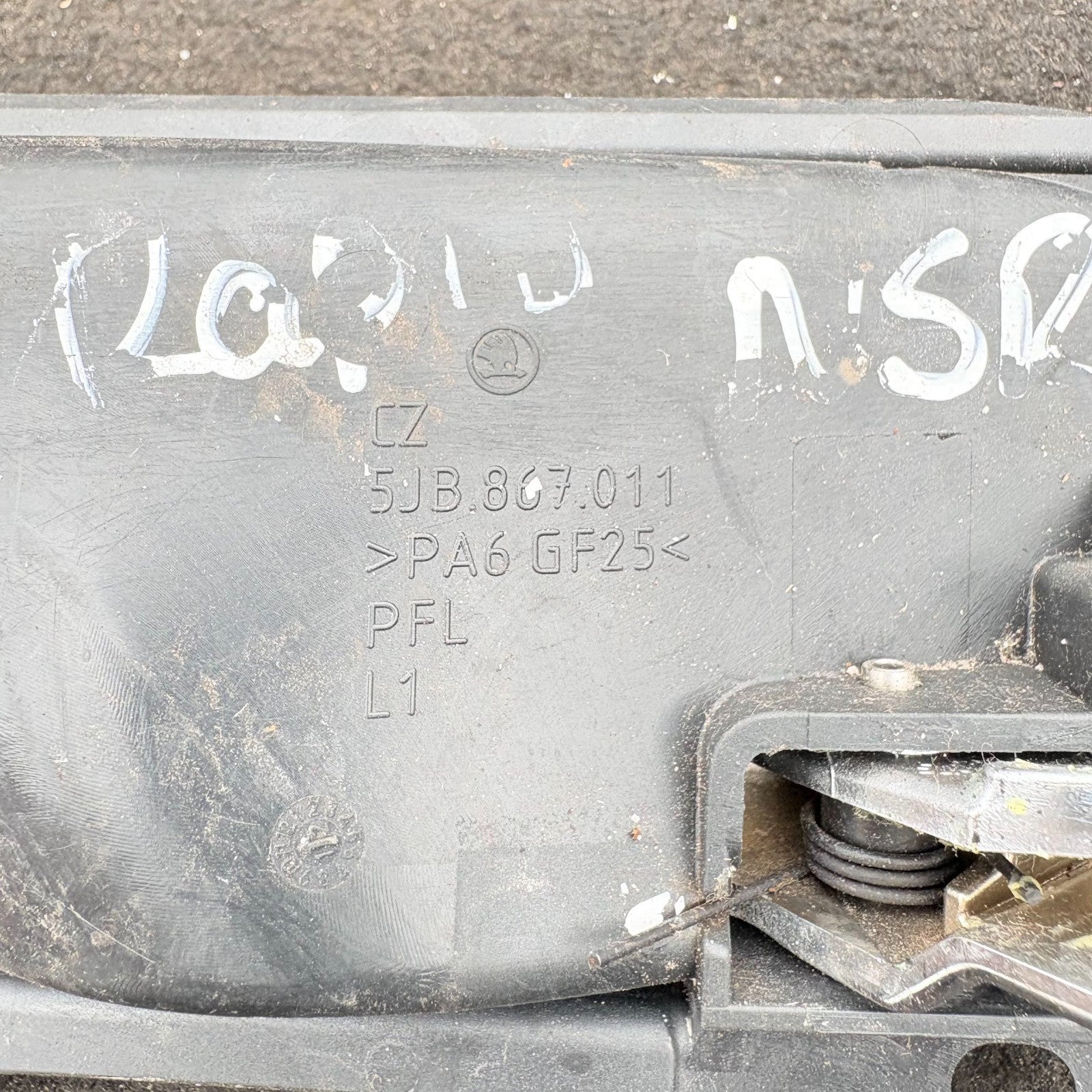 SKODA RAPID Rear Left Inner Door Handle with Speaker 5JB867011A